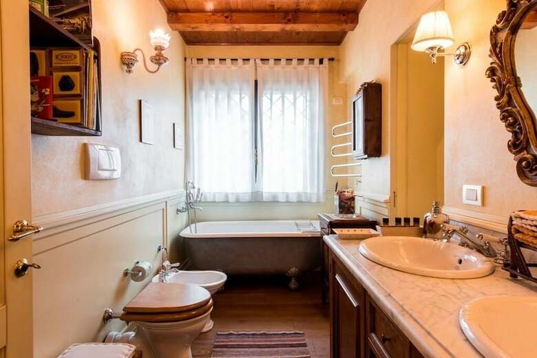 Deluxe Charming Florentine Villa In The City. Plus