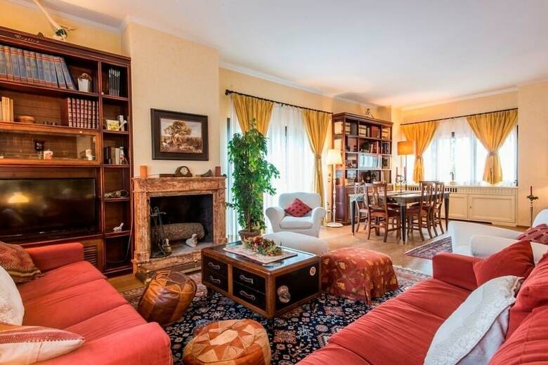 Deluxe Charming Florentine Villa In The City. Plus