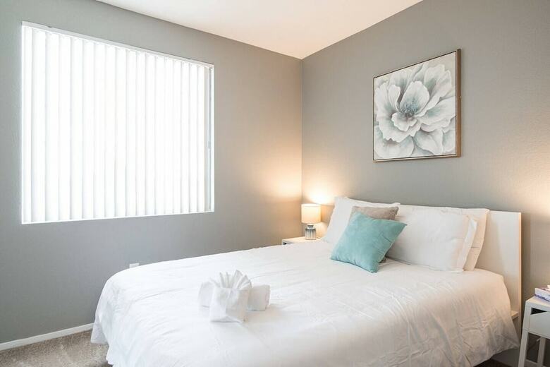 Apartamento Large Private Condo 15 Minutes From Strip W/ Pool