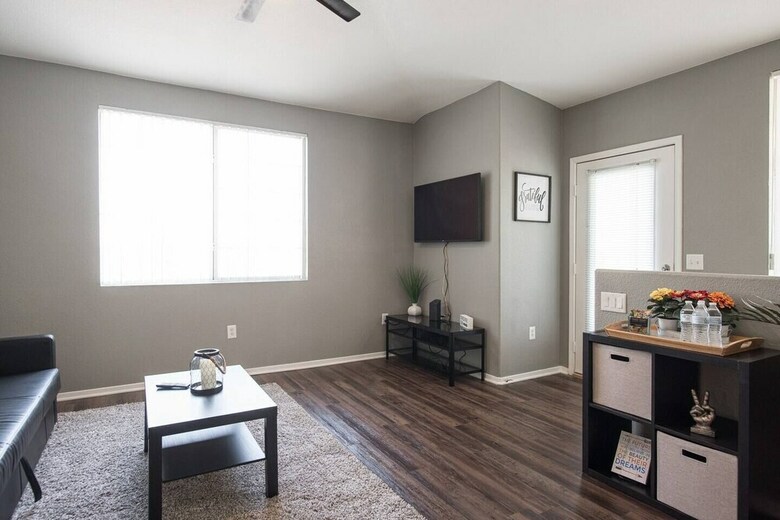 Apartamento Large Private Condo 15 Minutes From Strip W/ Pool