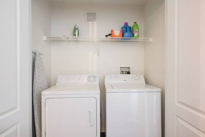 Apartamento Large Private Condo 15 Minutes From Strip W/ Pool