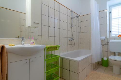 Apartments & Rooms Sanja