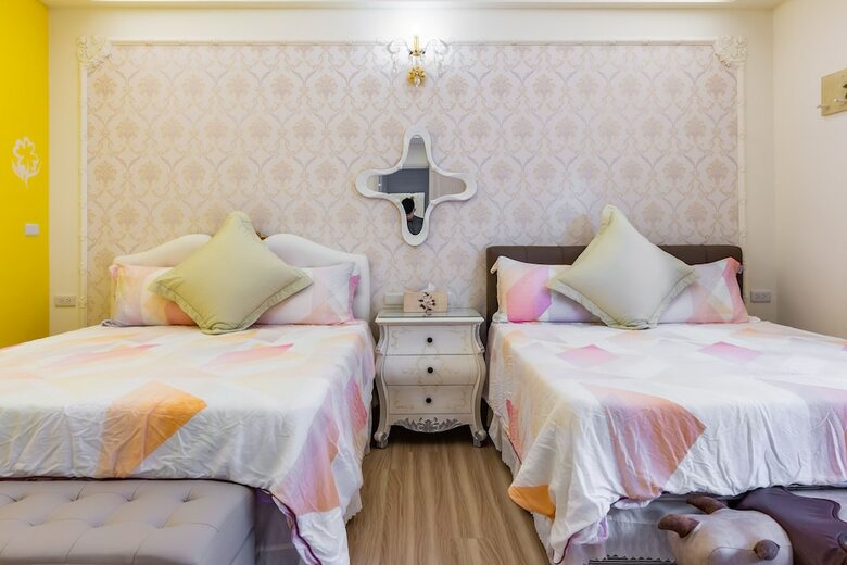 Hotel Lucent Homestay