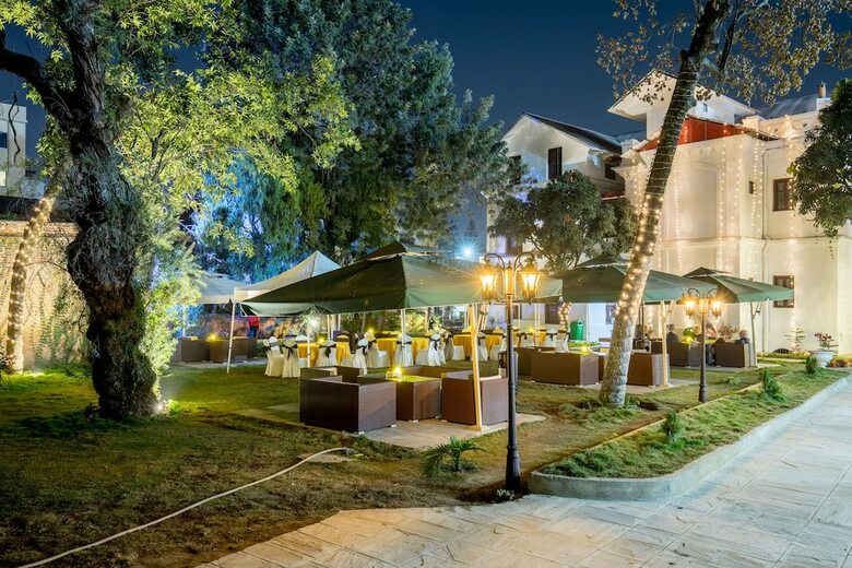 Aranya Boutique Hotel