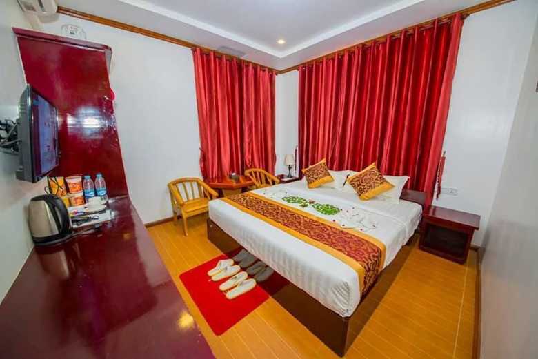 True Treasure Hotel