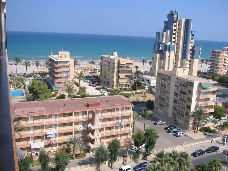 Apartamentos Alazan Tower