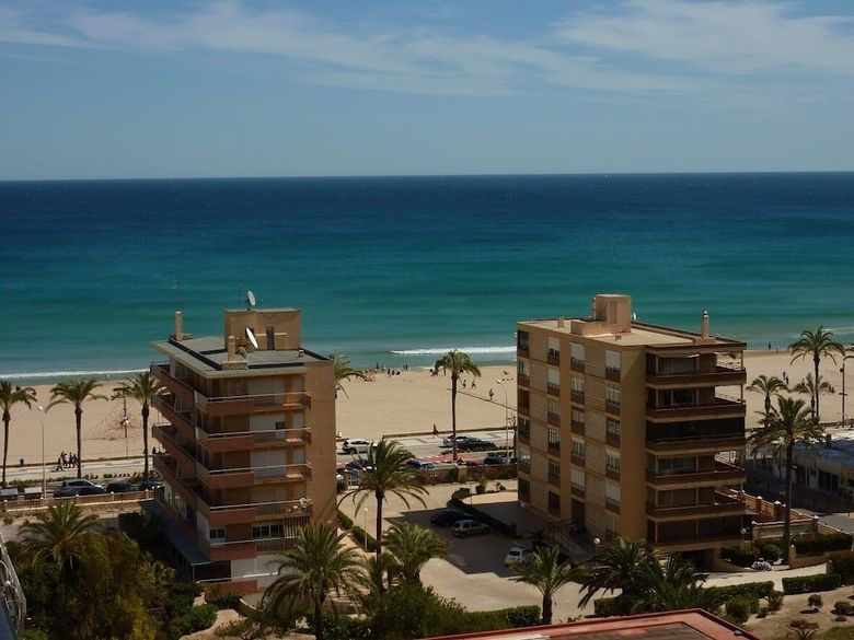 Apartamentos Alazan Tower