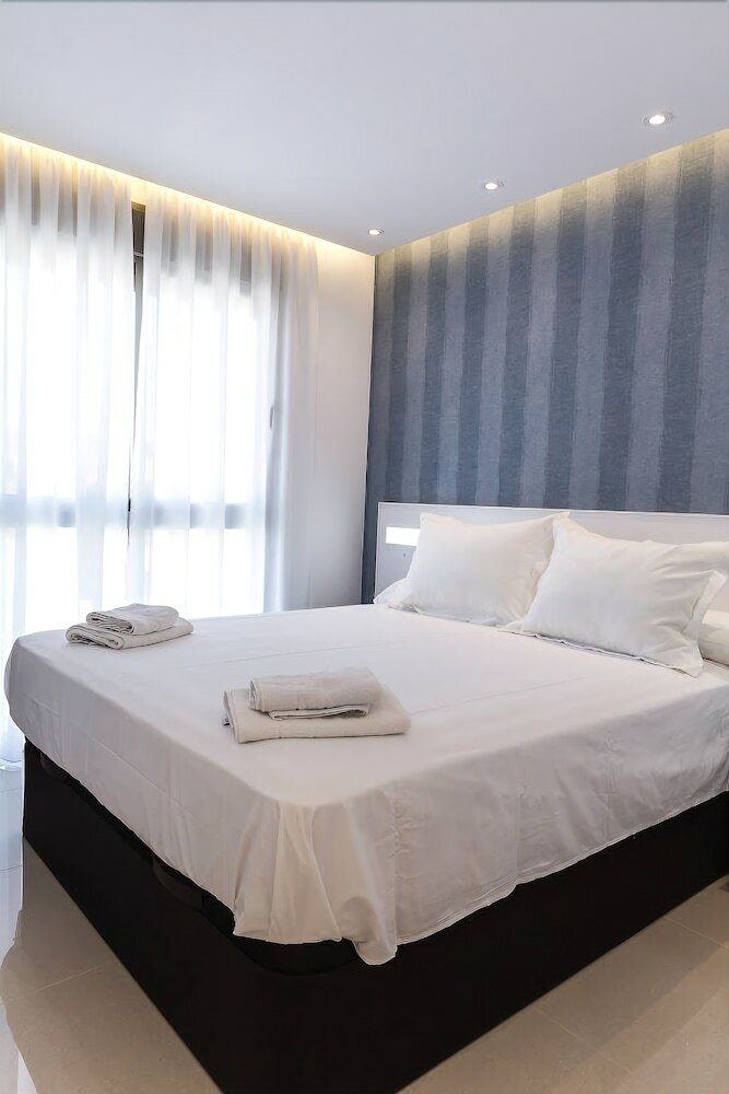 Sunny Apartment Near La Laguna