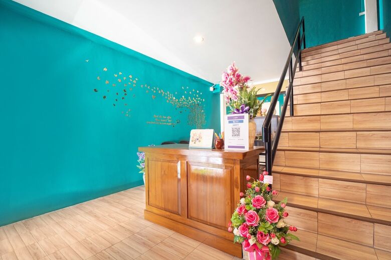 Hotel Oyo 784 Brown Home Sattahip