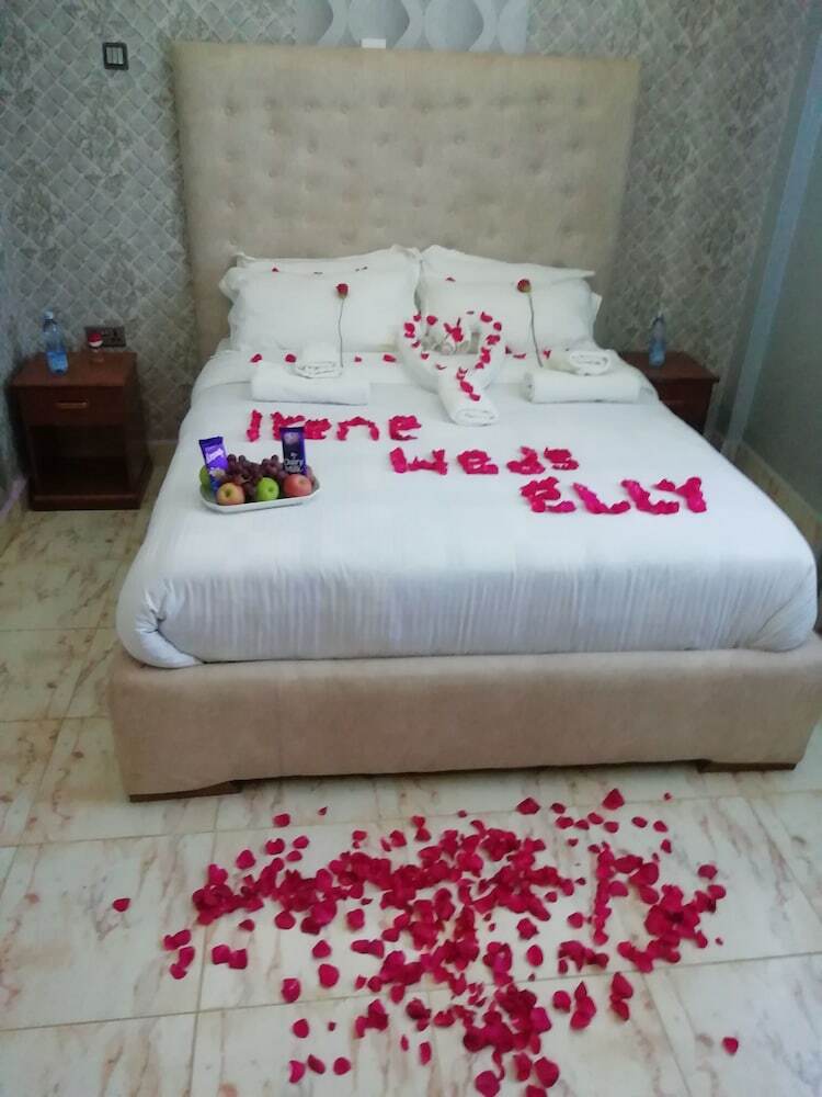 Sawan Hotel