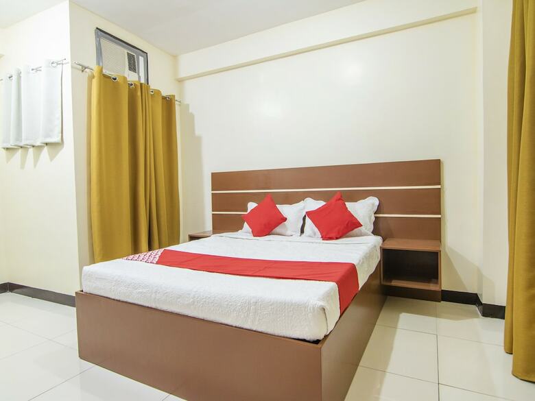Hotel Oyo 578 Red Velvet Suites