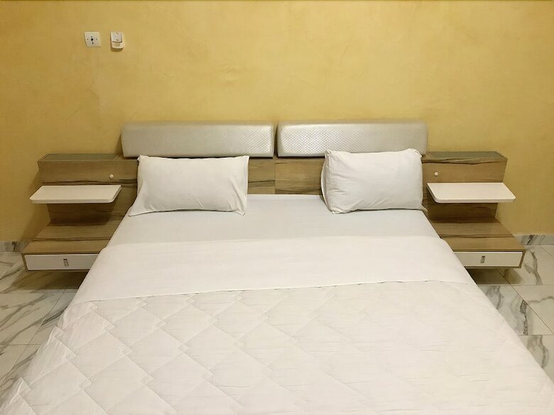Aparthotel H�tel Flora