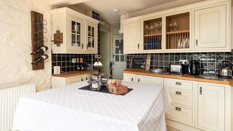 Glaslyn Cottage