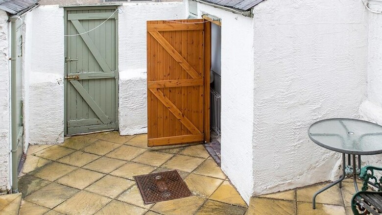 Barnwell Cottage