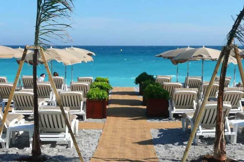 Spacious 1 Bedroom Apartment With Big Rooftop Terrace In Nice