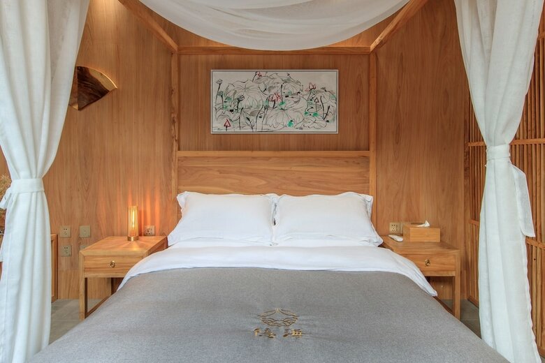 Isvara Hotel Zhong Gu Lou Xie