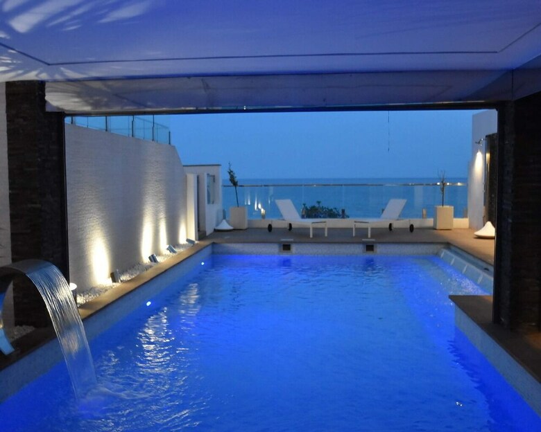 Villa Gaud� Vilanova House