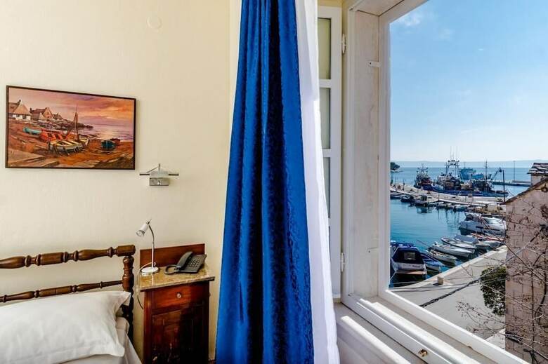 Hostal Rooms Miron