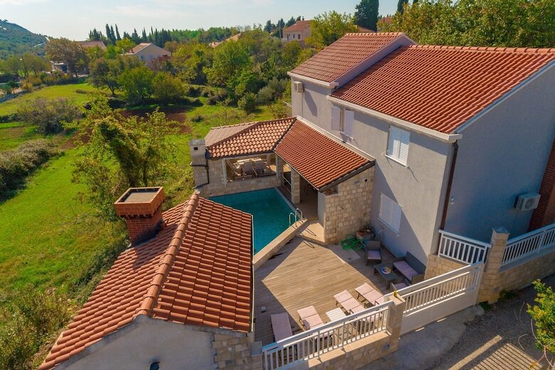 Holiday Home Trojkovi?