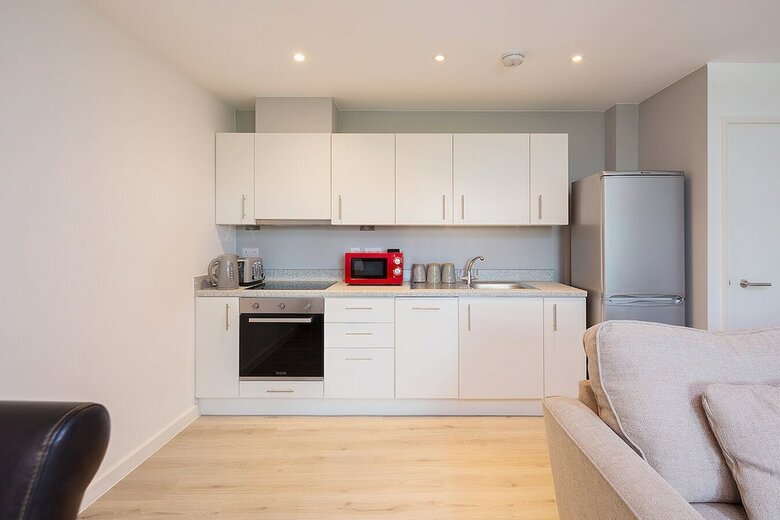 Apartamentos Golden Heights 9