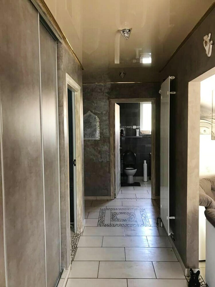 House With 2 Bedrooms In Berlaimont, With Wifi