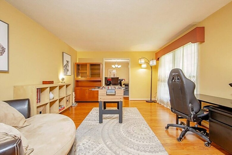 Enjoy The Centrally Located Mcfadyen Guest House
