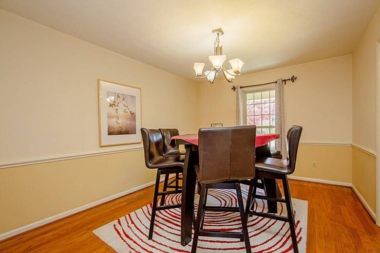 Enjoy The Centrally Located Mcfadyen Guest House