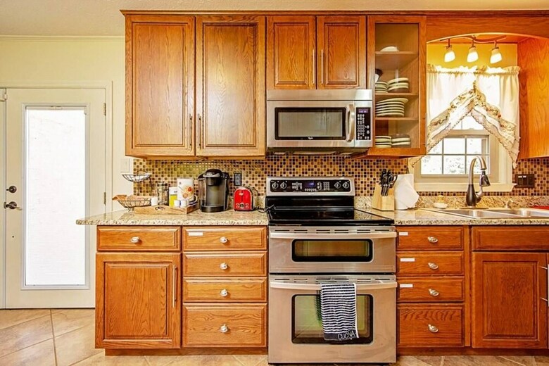 Enjoy The Centrally Located Mcfadyen Guest House