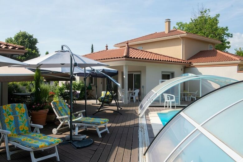Hotel Montbrison Chambres Au Fil Du Viz�zy