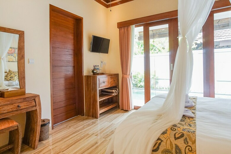 Janu Villa