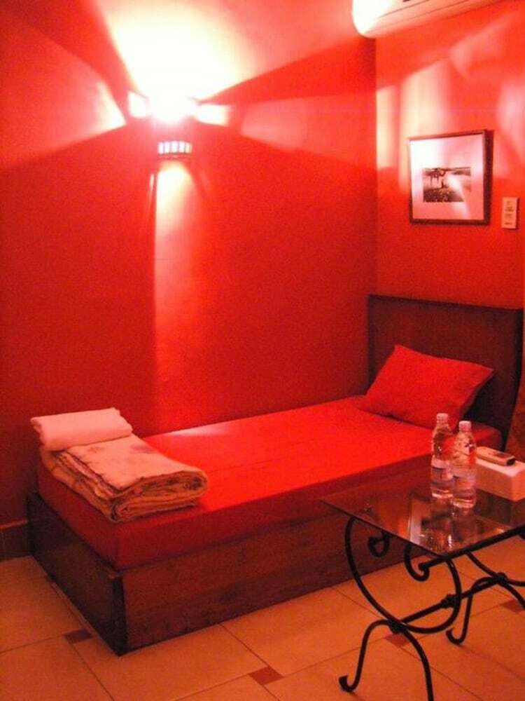 Paris Hotel
