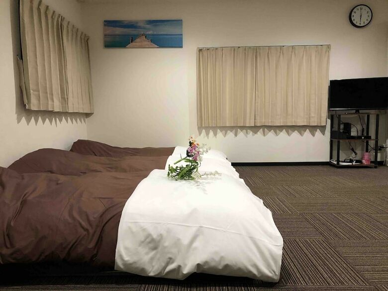 Guest House Shine Bright