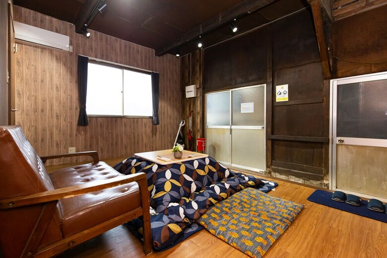 Tokyo House