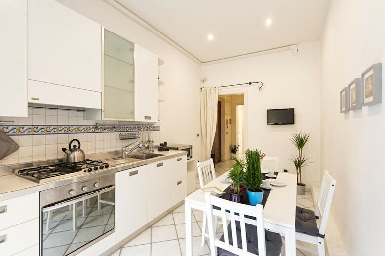 Redseven Rome Apartment