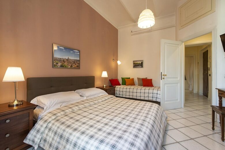Redseven Rome Apartment