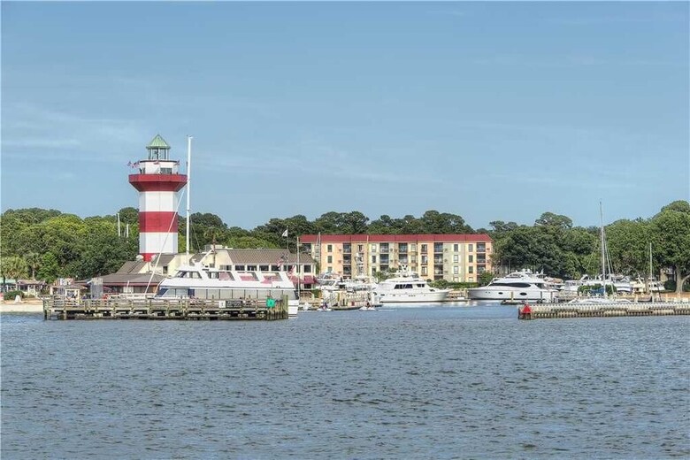 Mooring Buoy 187, 4 Bedrooms, Deck, Lagoon, Sleeps 10