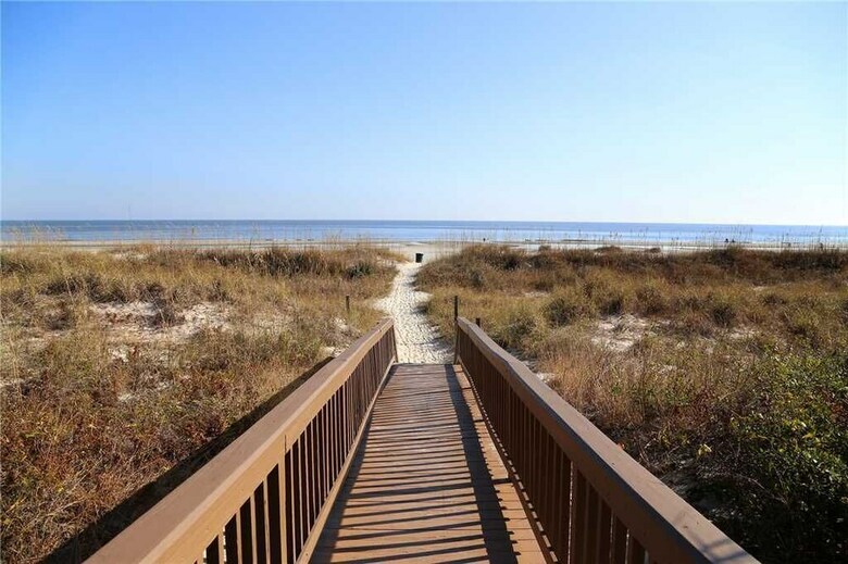Villa Captains Walk 418, 3 Bedrooms, Beach Front, Pool, Sleeps 8