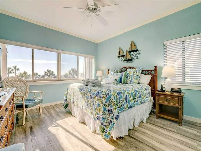 Villa Captains Walk 418, 3 Bedrooms, Beach Front, Pool, Sleeps 8