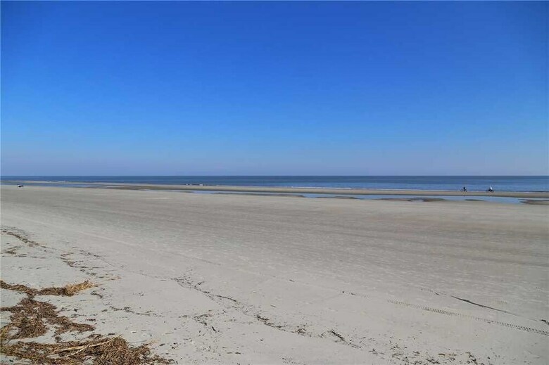 Villa Captains Walk 418, 3 Bedrooms, Beach Front, Pool, Sleeps 8