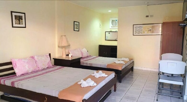 Phi-phi Beach Resorts And Hotel
