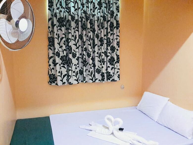 Hotel Knights Ko Suites
