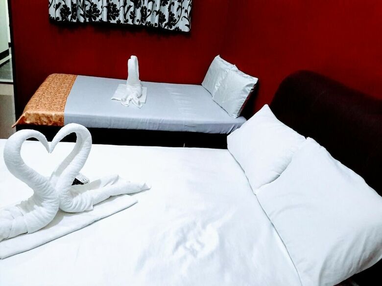 Hotel Knights Ko Suites