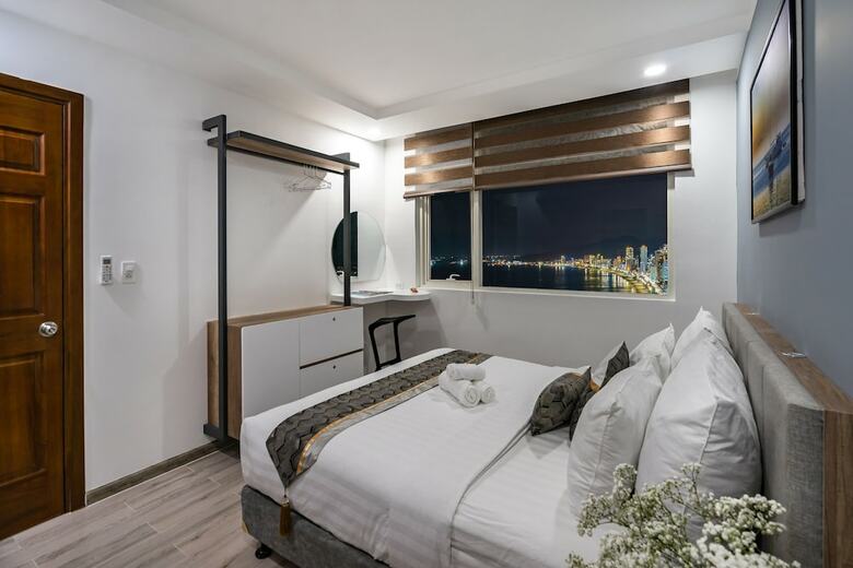 Skyline Serviced Apartments