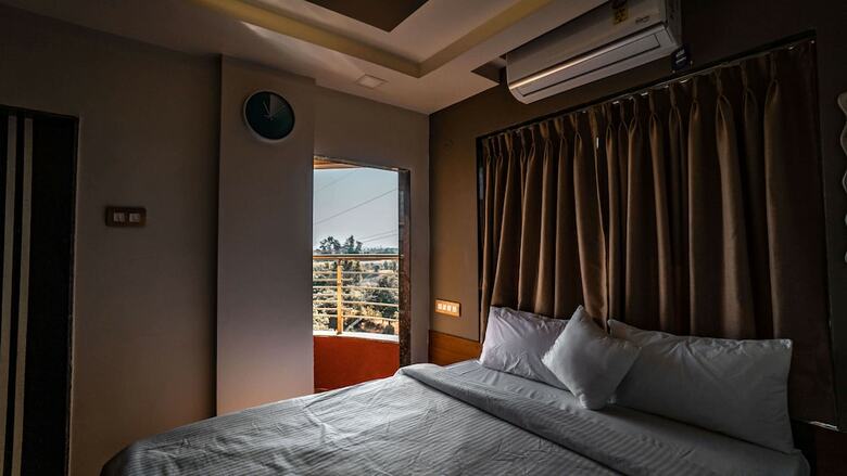 Hotel Nature Dreamland Suites Pooja Villa