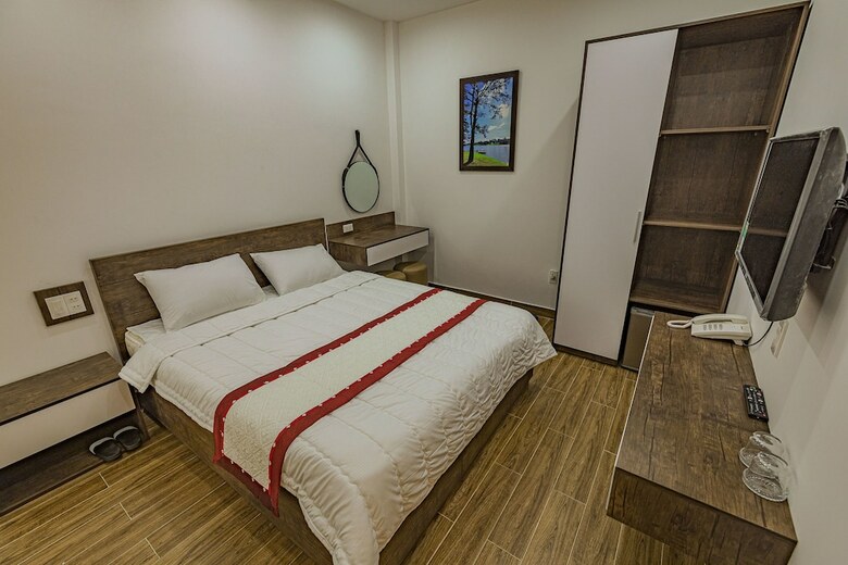 Phan Thong Vang Hotel