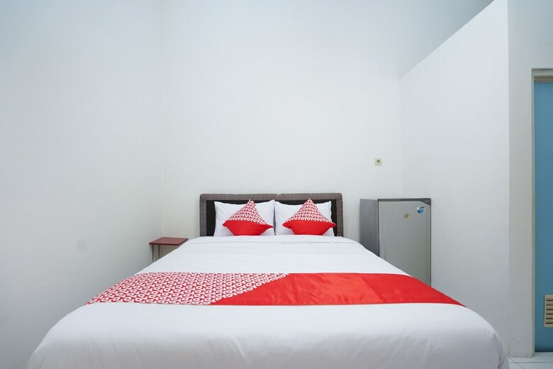Hotel Oyo 1624 Panjang Jiwo Residence