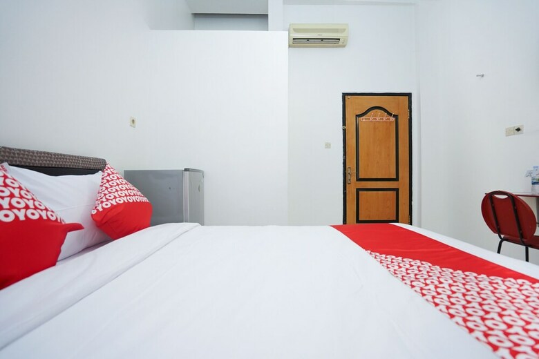 Hotel Oyo 1624 Panjang Jiwo Residence