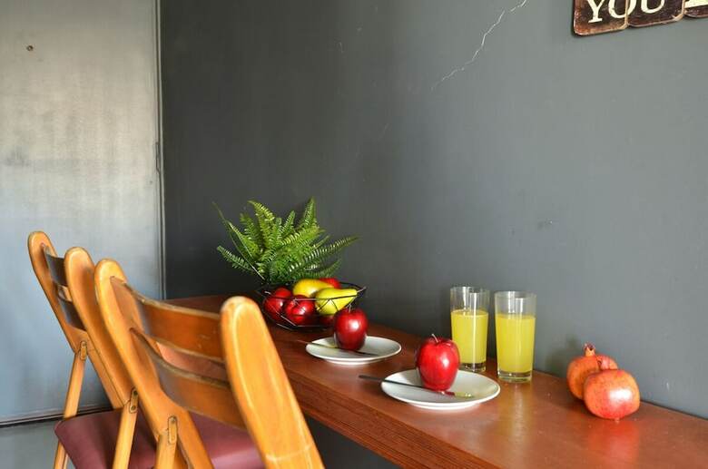Kerameikos, A Lovely Apartment