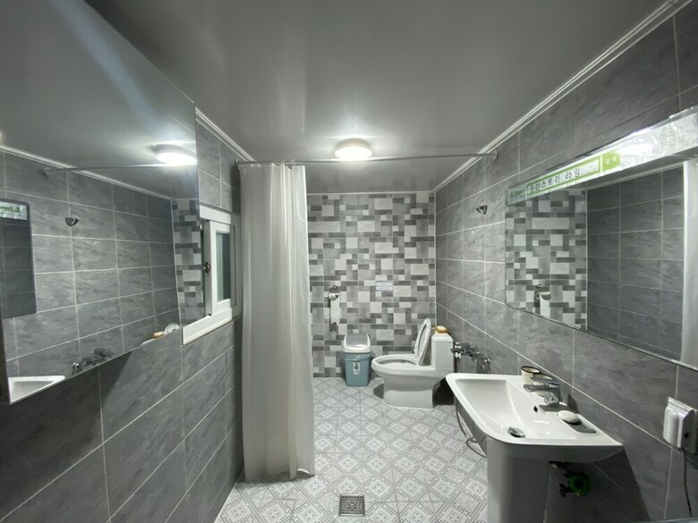Hostal Aron Guest House - Hostel