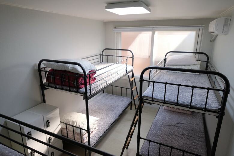 Hostal Aron Guest House - Hostel